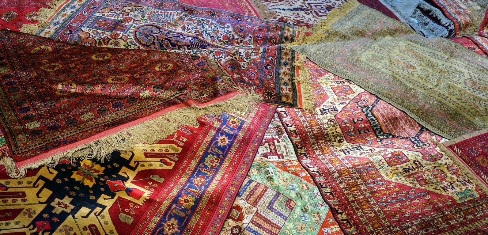 What About Iranian Silk Rugs, Persian Silk Rugs